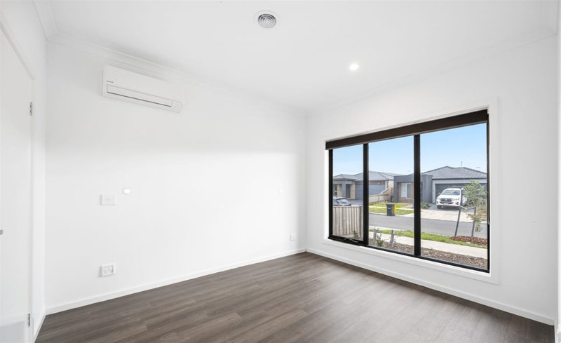 Photo - Logan Reserve QLD 4133 - Image 2