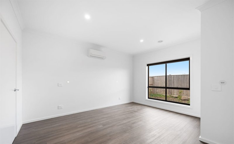 Photo - Logan Reserve QLD 4133 - Image 3