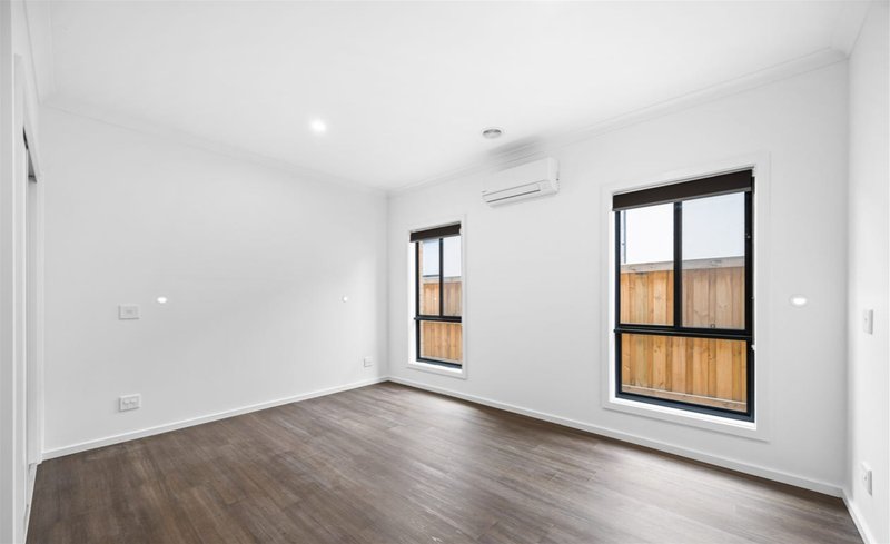 Photo - Logan Reserve QLD 4133 - Image 4