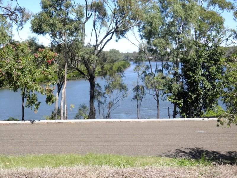 Photo - Lot 1   27 Tarcoola Drive, Boyne Island QLD 4680 - Image 3