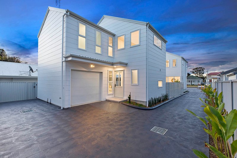 Photo - Lot 1 & 2/79 Surf Street, Long Jetty NSW 2261 - Image 12