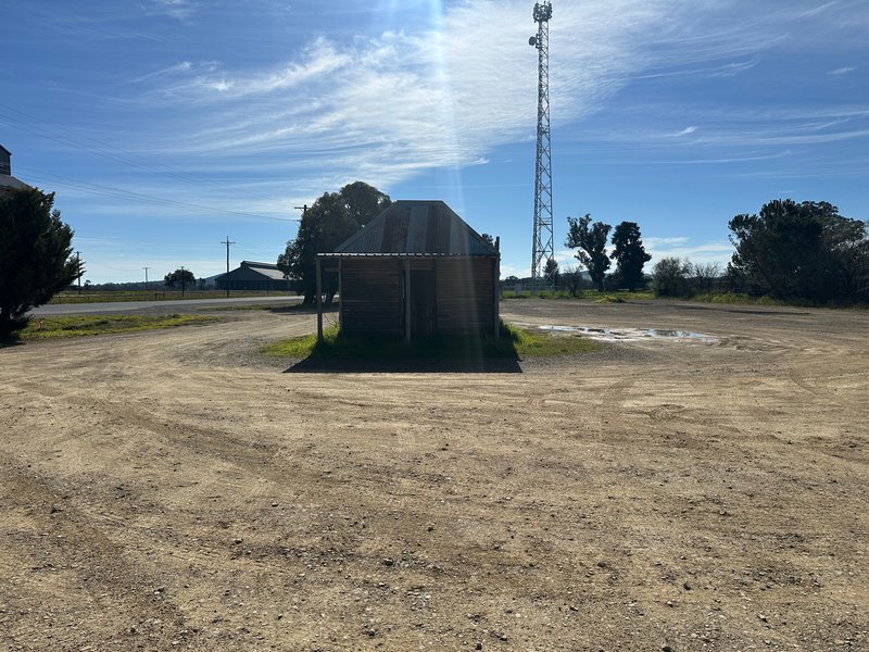 Photo - Lot 1 Cox Street, Yerong Creek NSW 2642 - Image 4