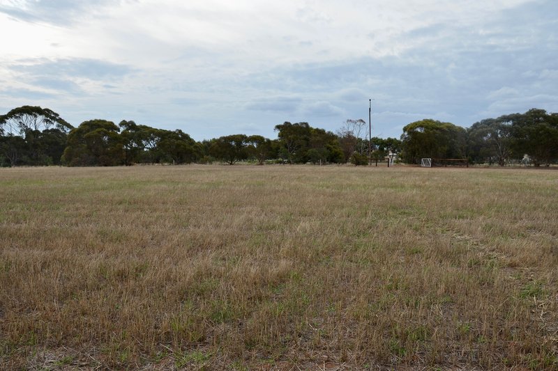 Photo - Lot 104 Eudunda Road, Dutton SA 5356 - Image 8