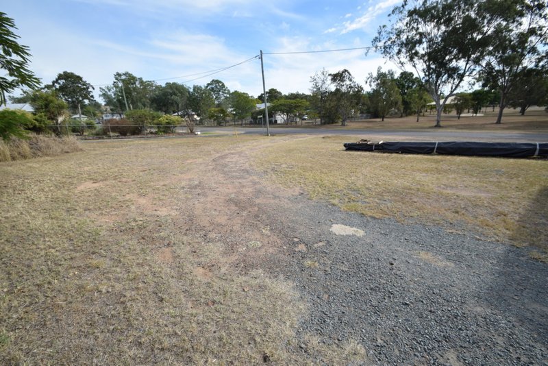 Photo - Lot 11 Cairnscroft Street, Toogoolawah QLD 4313 - Image 6