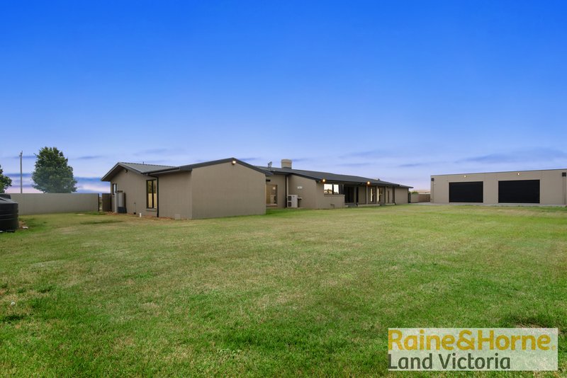 Photo - Lot 1/150 Cunninghams Road, Werribee South VIC 3030 - Image 18