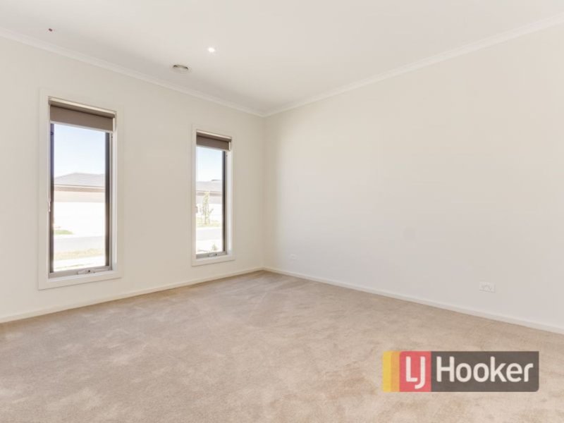 Photo - Lot 127 Fairlane Court, Cranbourne East VIC 3977 - Image 5