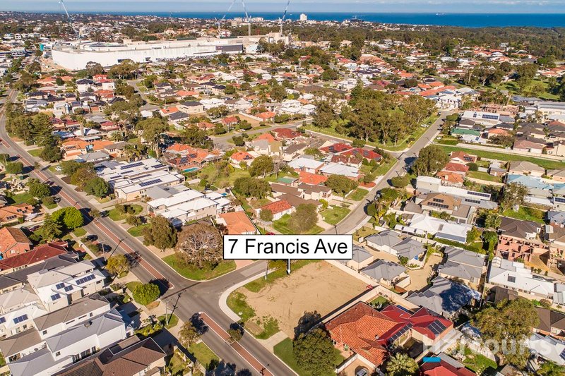 Photo - Lot 1/7 Francis Avenue, Karrinyup WA 6018 - Image 7