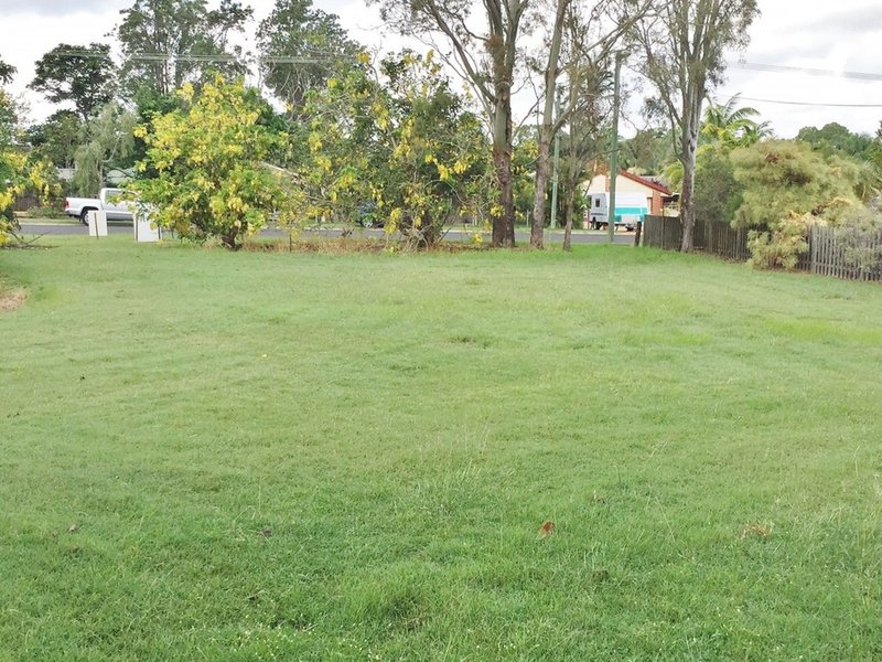 Photo - Lot 2 / 56 Spence Street, Point Vernon QLD 4655 - Image 6