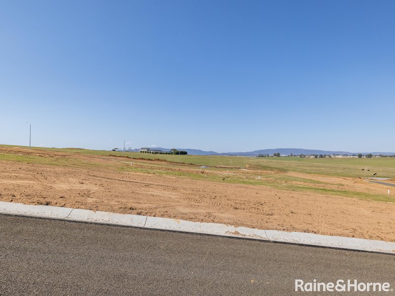 Photo - Lot 222 Pretty Heights Estate , Kelso NSW 2795 - Image 4