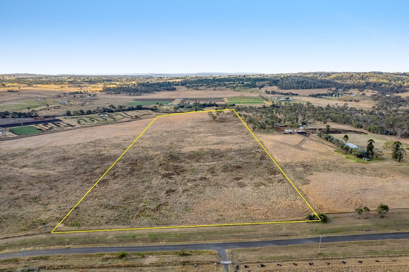 Photo - Lot 28, 185 Willims Road, Cranley QLD 4350 - Image 2