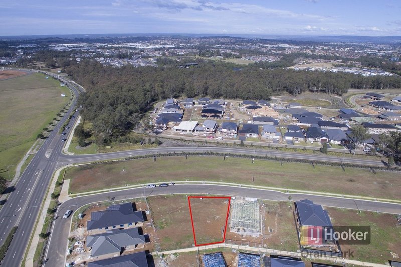 Photo - Lot 3232 Thorpe Cct , Oran Park NSW 2570 - Image 7