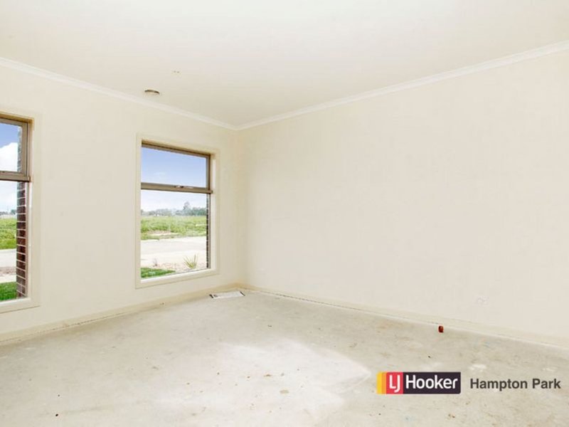 Photo - Lot 33/44 Heather Grove, Cranbourne East VIC 3977 - Image 6