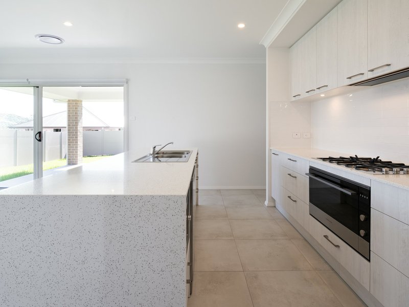 Photo - Lot 3/52 Greenacre Drive, Tahmoor NSW 2573 - Image 5