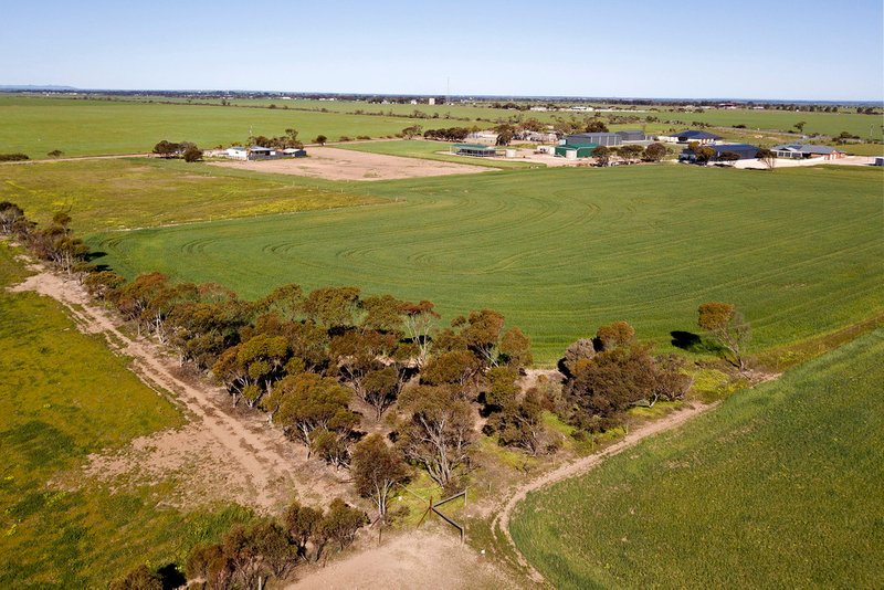 Photo - Lot 4 Howard Road, Wallaroo SA 5556 - Image 2