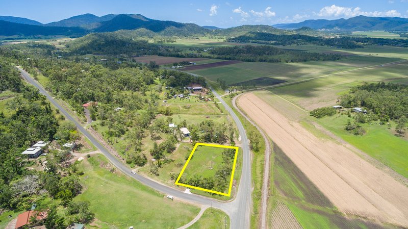 Lot 4 Staniland Drive, Strathdickie QLD 4800