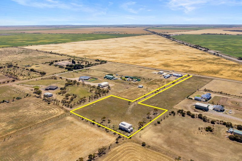 Photo - Lot 52 Investigator Road, Port Victoria SA 5573 - Image 2