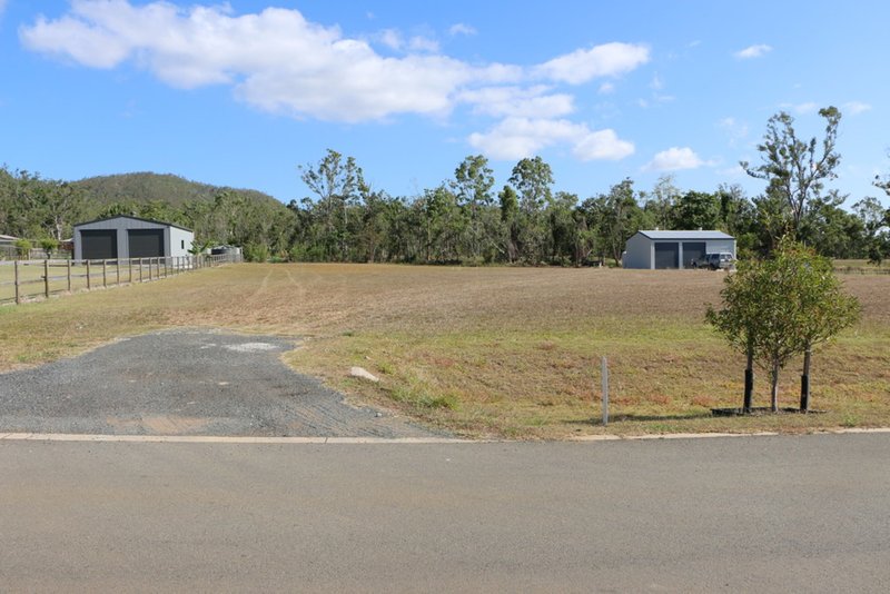 Photo - Lot 7 Honeyeater Crescent, Cannon Valley QLD 4800 - Image 2