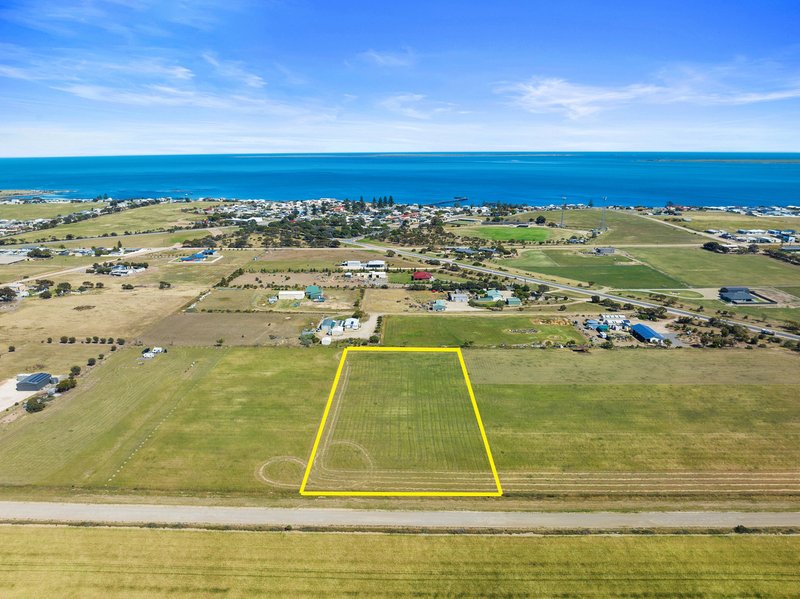 Photo - Lot 704 Investigator Road, Port Victoria SA 5573 - Image 2