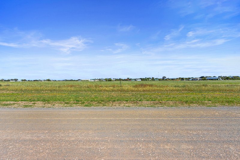 Photo - Lot 704 Investigator Road, Port Victoria SA 5573 - Image 8