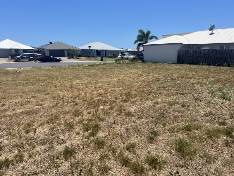 Photo - Lot 742 19 Burleigh Close, Blacks Beach QLD 4740 - Image 5