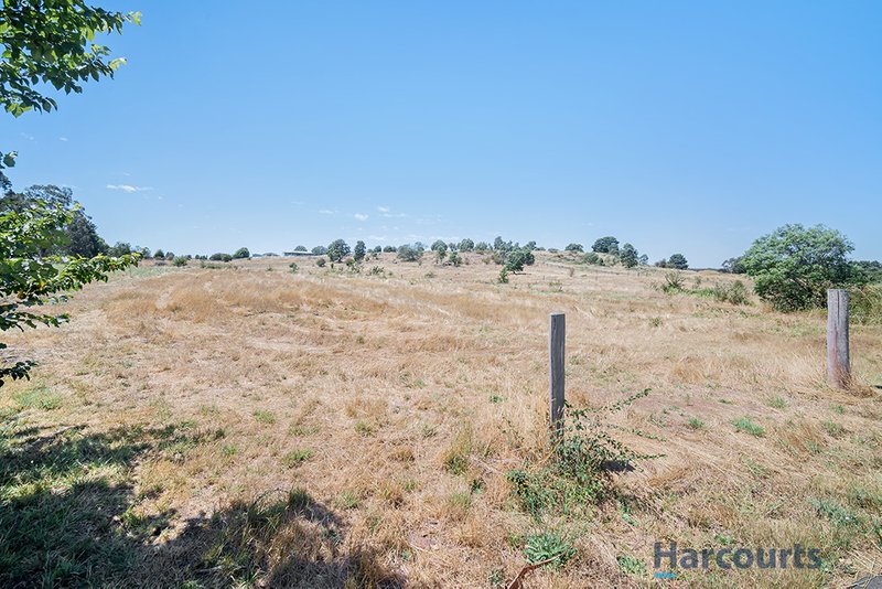 Photo - Lot 8 Scarsdale-Pitfield Road, Scarsdale VIC 3351 - Image 3