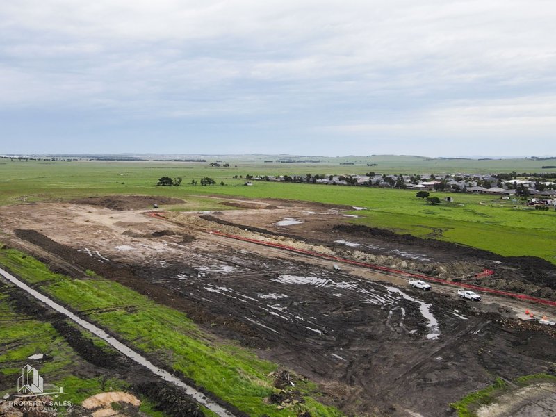 Photo - Lot 848 Leadbeater Circuit, Beveridge VIC 3753 - Image 8