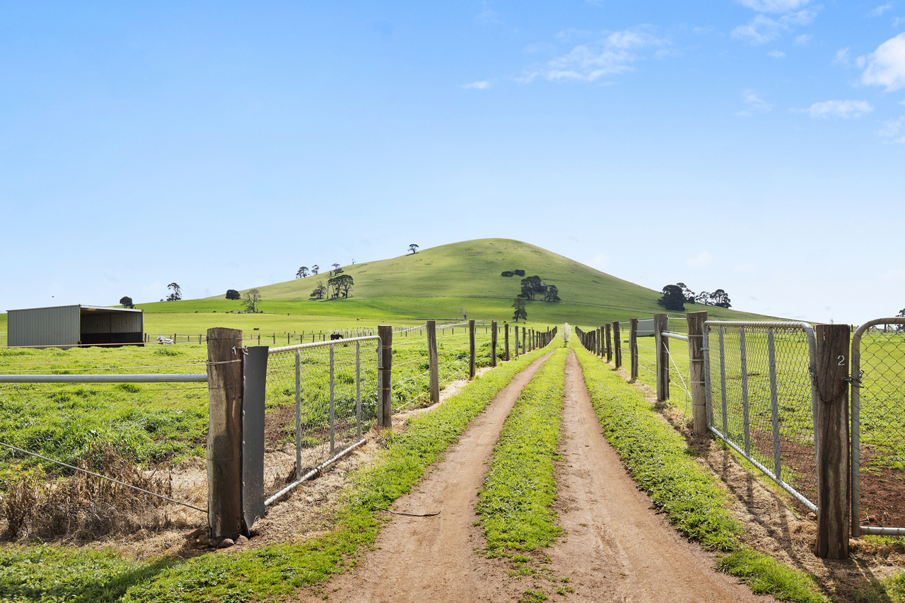 3-bedroom house at 114 CEMETERY ROAD, Smeaton VIC 3364, Hepburn, Victoria