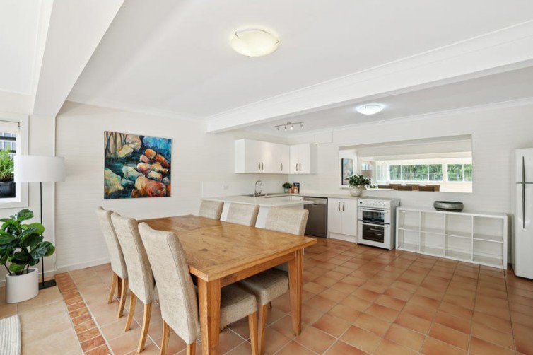 Photo - Lower Duplex/17 Jedda Place, Mona Vale NSW 2103 - Image 1
