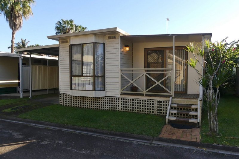 M22/45 The Lakesway , Forster NSW 2428