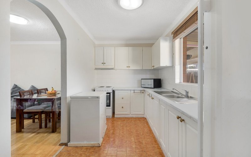 Photo - Macquarie Fields NSW 2564 - Image 4