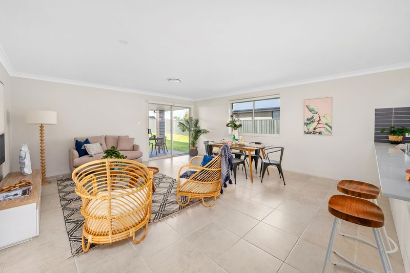 Photo - Morisset NSW 2264 - Image 2