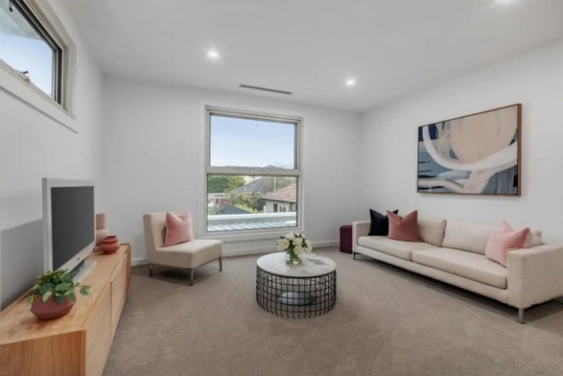 Photo - Mount Waverley VIC 3149 - Image 2