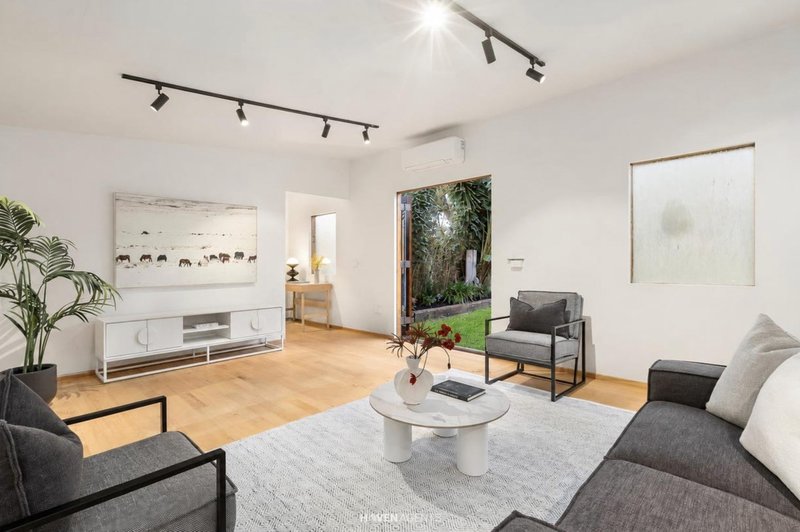 Photo - Murrumbeena VIC 3163 - Image 3