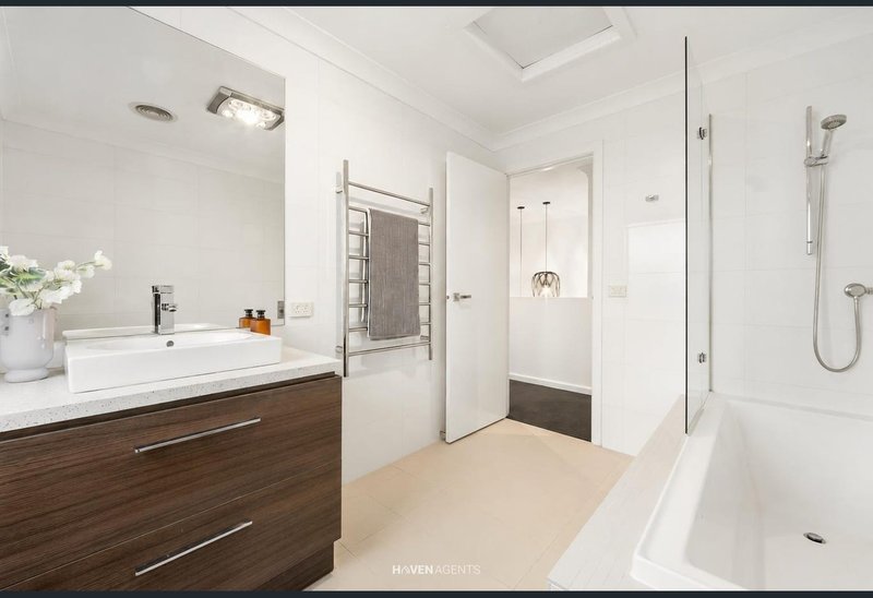 Photo - Murrumbeena VIC 3163 - Image 8