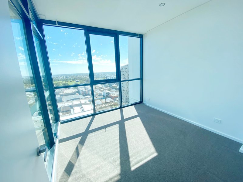 Photo - N2001/68 Elizabeth Street, Adelaide SA 5000 - Image 3