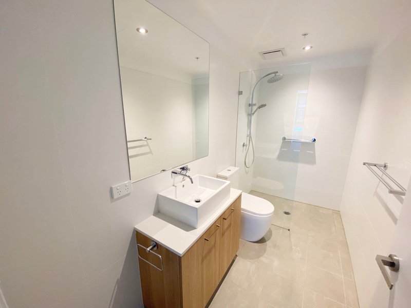 Photo - N2001/68 Elizabeth Street, Adelaide SA 5000 - Image 7