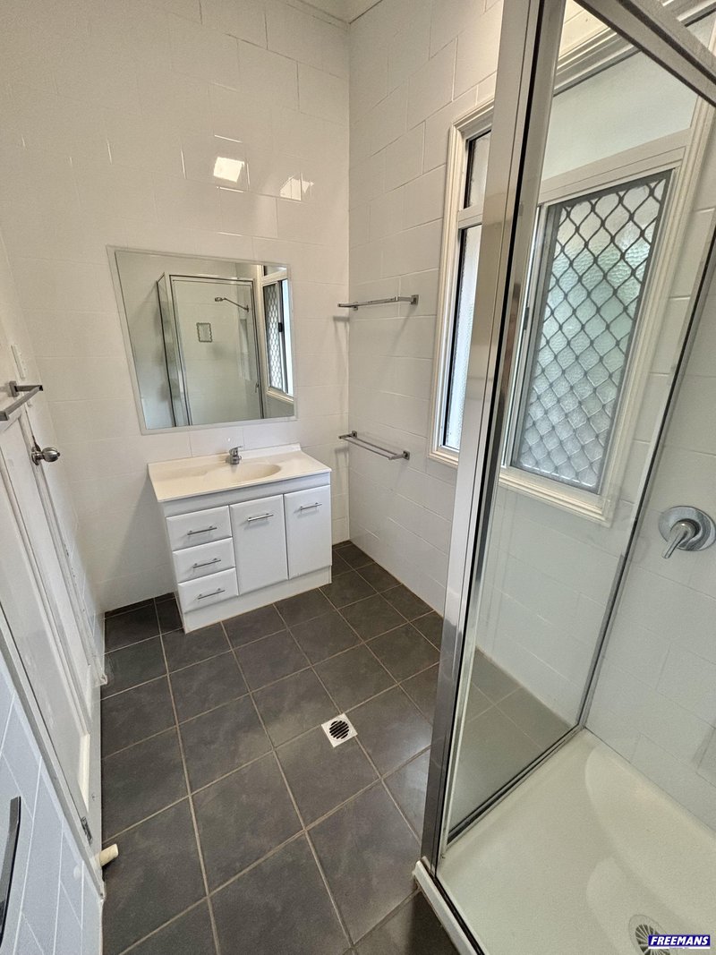 Photo - Newtown QLD 4350 - Image 9