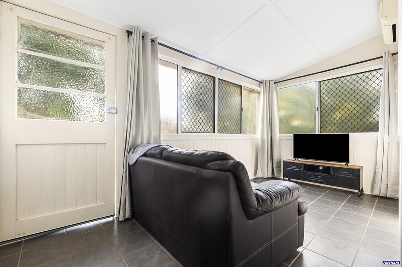 Photo - Newtown QLD 4350 - Image 18