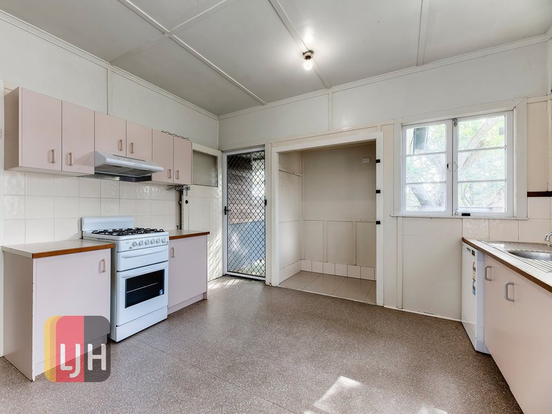 Photo - No. 41 Fitzsimmons Street, Keperra QLD 4054 - Image 2