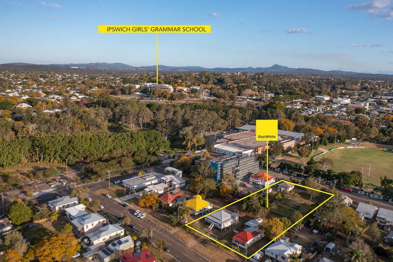 Photo - North Ipswich QLD 4305 - Image 15