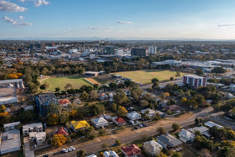 Photo - North Ipswich QLD 4305 - Image 16