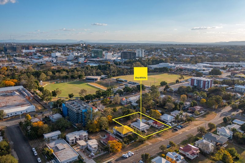 Photo - North Ipswich QLD 4305 - Image 18