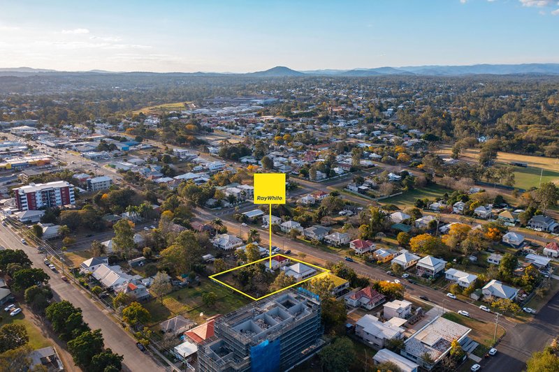 Photo - North Ipswich QLD 4305 - Image 32