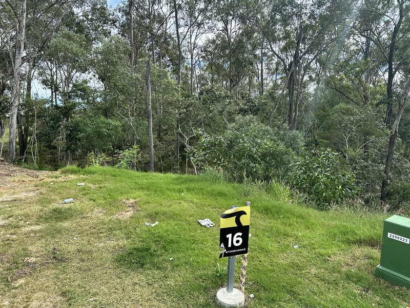 Photo - North Ipswich QLD 4305 - Image 2
