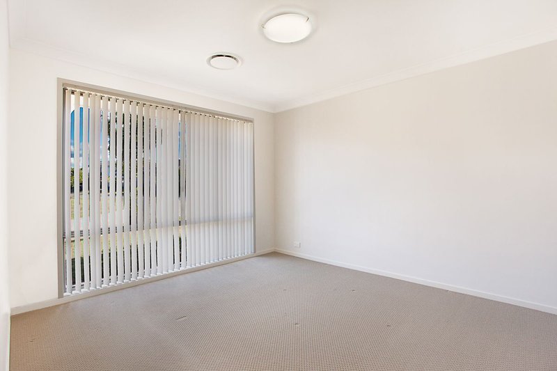 Photo - North Lakes QLD 4509 - Image 3