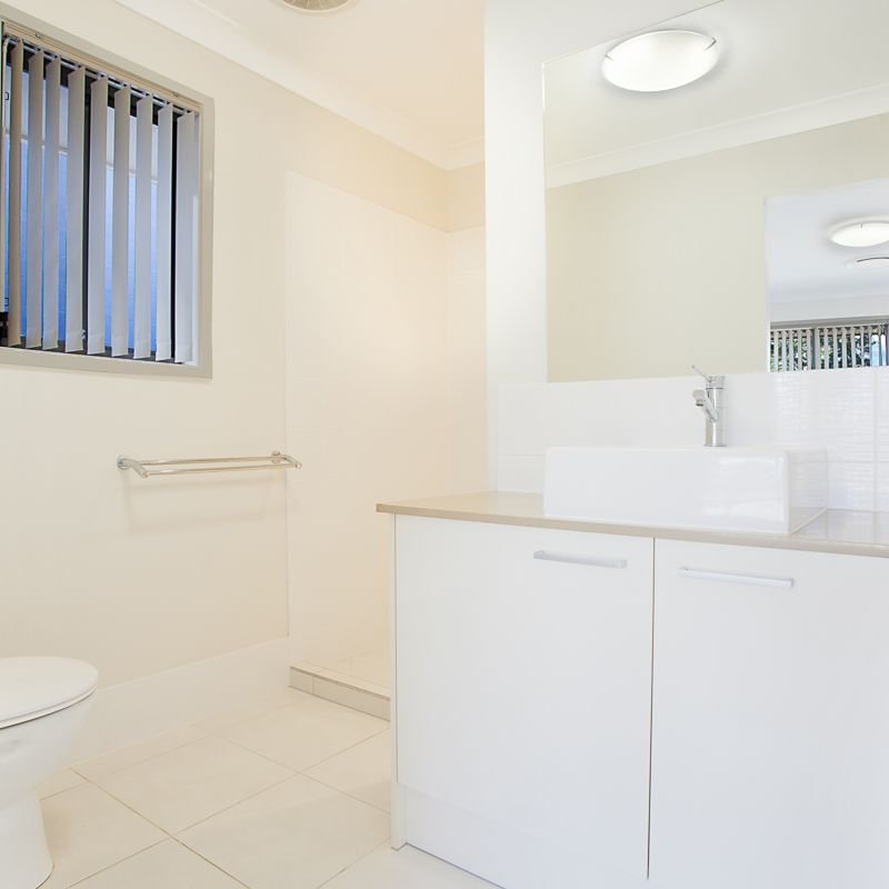 Photo - North Lakes QLD 4509 - Image 5