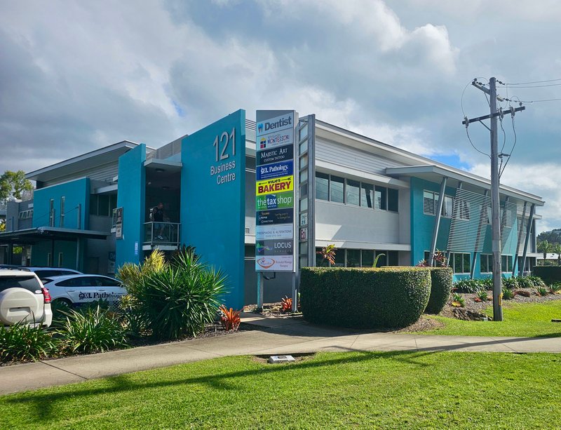 Photo - Office 2 - 18/121 Shute Harbour Road, Cannonvale QLD 4802 - Image 2
