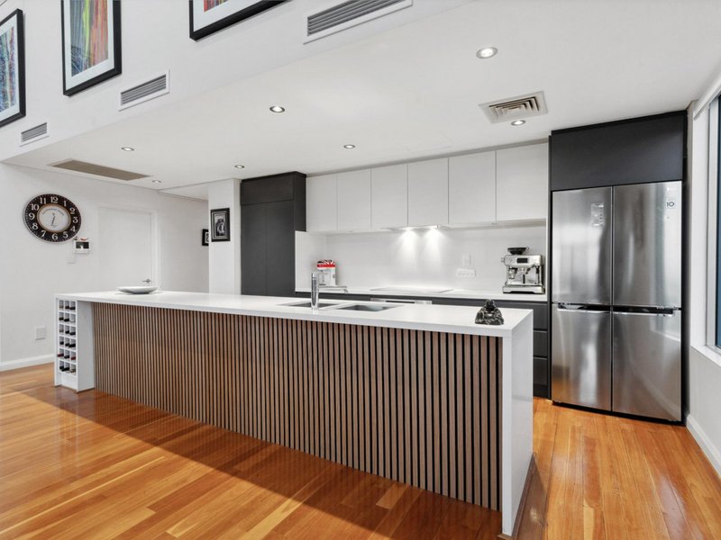 Photo - P1/47 Tully Road, East Perth WA 6004 - Image 10