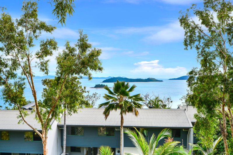 Pandanus E 4 Banksia Court, Hamilton Island QLD 4803