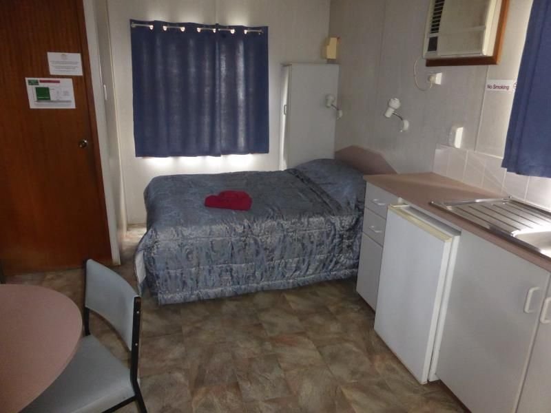 Photo - Peak Hill NSW 2869 - Image 14